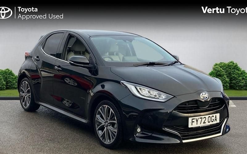 Used 2025 Toyota Yaris Hybrid Hatchback | £18,351 (Good price) - Image 1/4