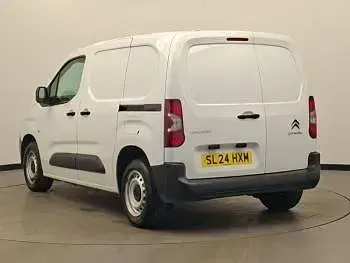 Usado Citroën Berlingo 100 HP (73 kW) 2024 Branco Monovolume