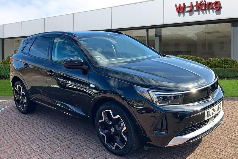 Black Used 2024 Vauxhall Grandland X Ultimate SUV | £18,495 (Good price) - Image 1/3