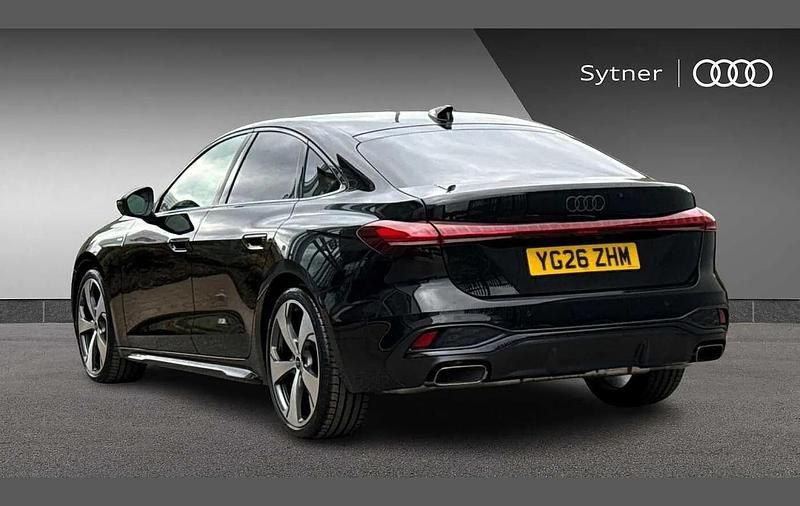 Używany Audi A5 S-Line 147 KM (108 kW) 2026 Czarny Sedan/Limuzyna