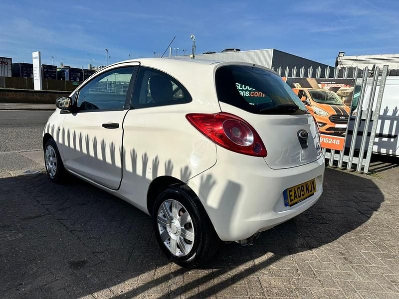 Used Ford Ka Studio 69 HP (50 kW) 2009 White Hatchback
