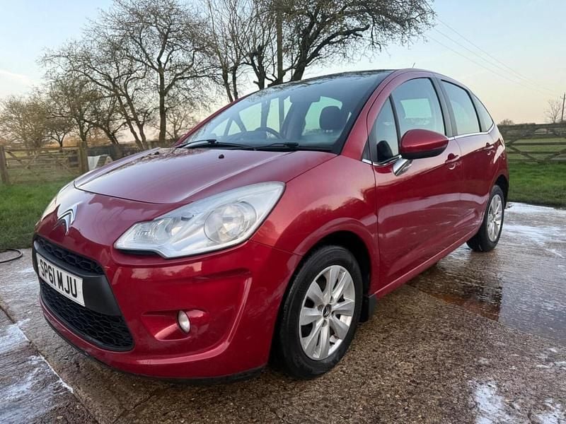Used Citroën C3 VTR Sport 2011 Red Hatchback