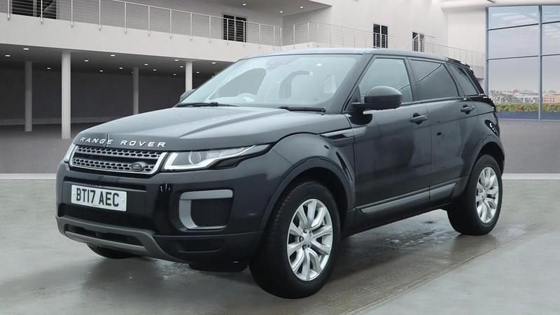 Used Land Rover Range Rover evoque SE 180 HP (132 kW) 2017 Black Estate