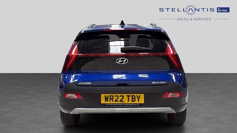 Used Hyundai Bayon Premium 99 HP (72 kW) 2022 Blue SUV