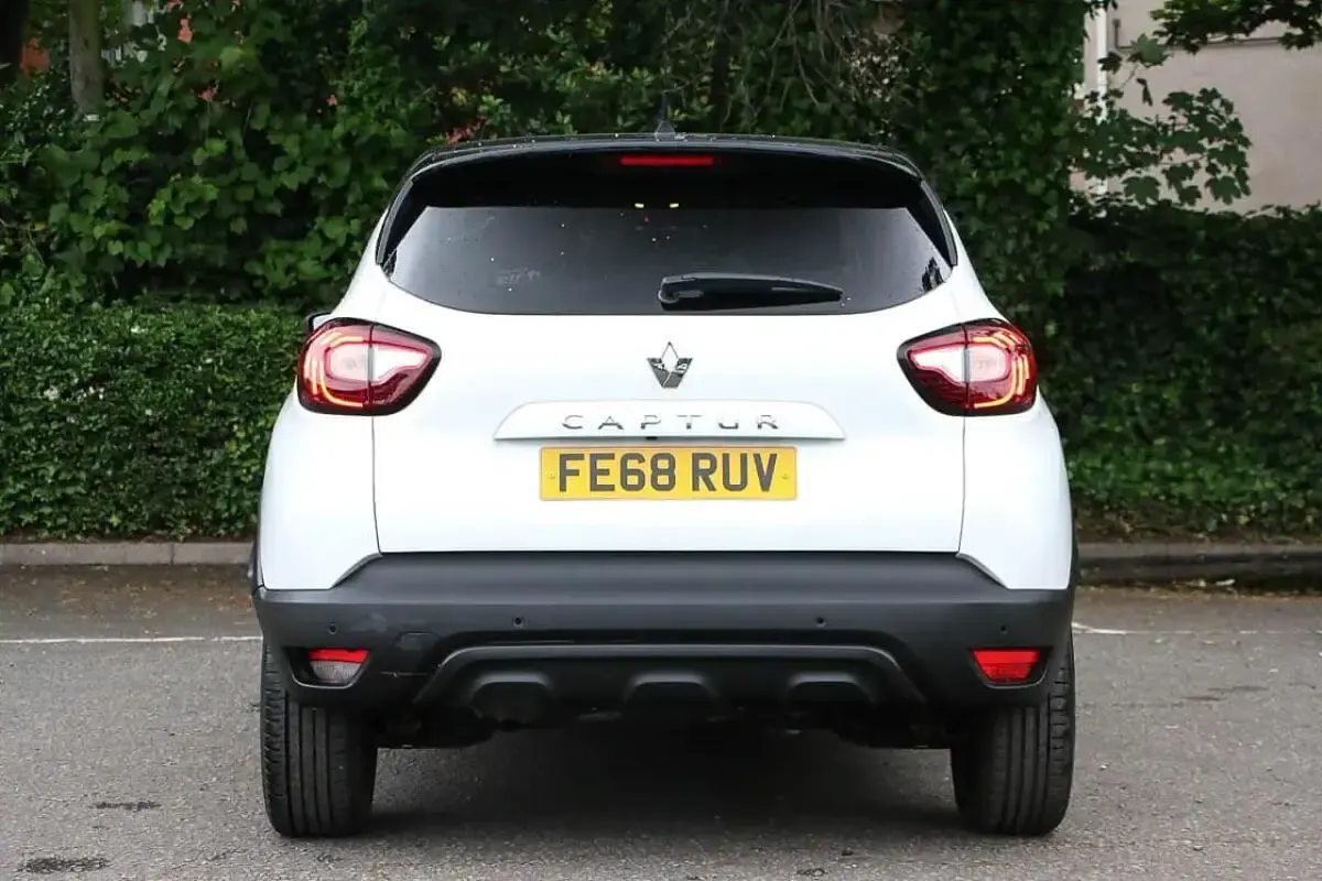 Used Renault Captur Iconic 90 HP (66 kW) 2018 Other SUV