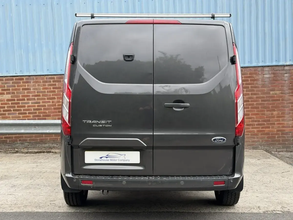 Used Ford Transit Custom Limited 130 HP (95 kW) 2022 Grey Van