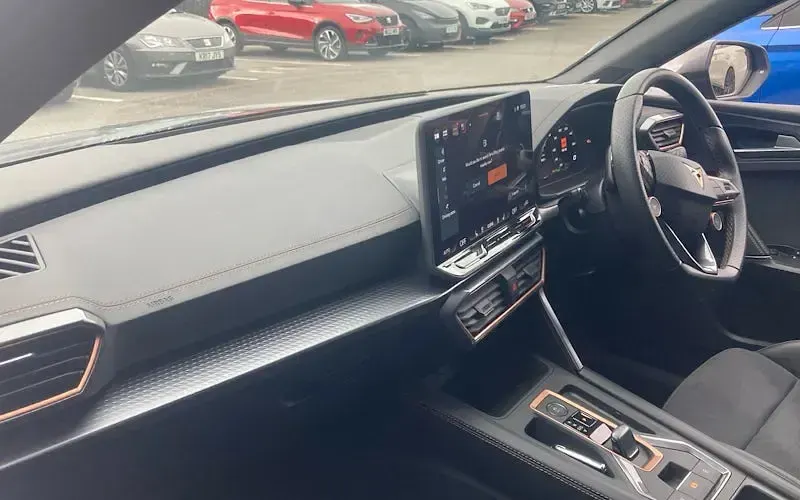 Used Cupra Leon 150 HP (110 kW) 2025 Grey Estate