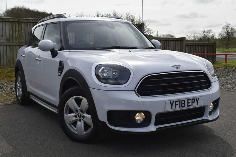 Used Mini Cooper D 150 HP (110 kW) 2018 White Hatchback