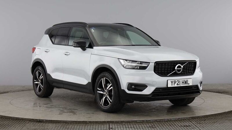 Used 2021 Volvo XC40 R-Design SUV | £19,990 (Fair price) - Image 1/4
