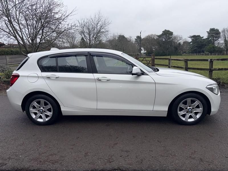 Used BMW 116 Comfort Edition 2025 White Hatchback