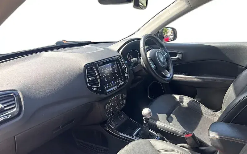 Used Jeep Compass Limited 140 HP (102 kW) 2021 White SUV