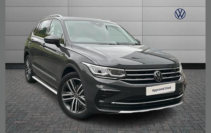 Used VW Tiguan Elegance 150 HP (110 kW) 2022 Grey SUV