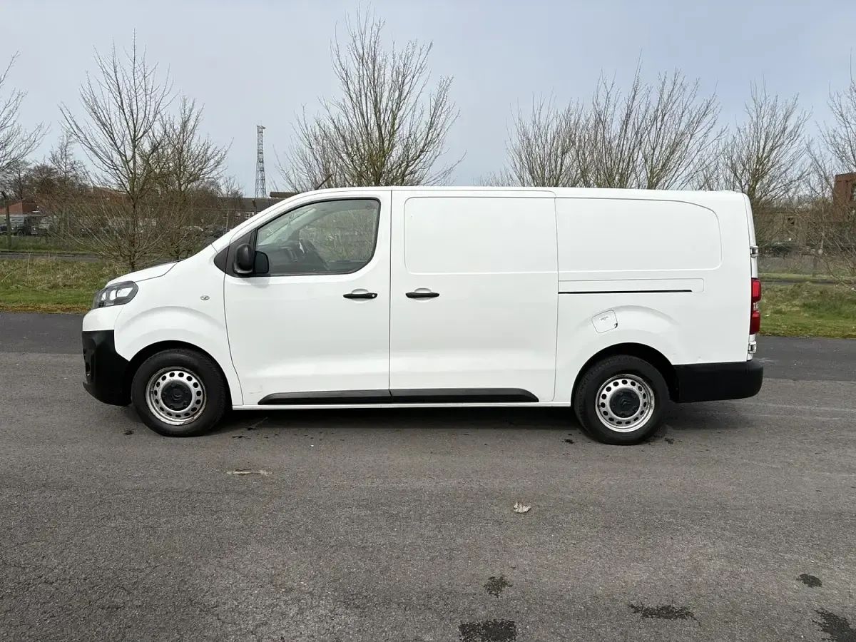 Used Citroën Dispatch 2020 White MPV