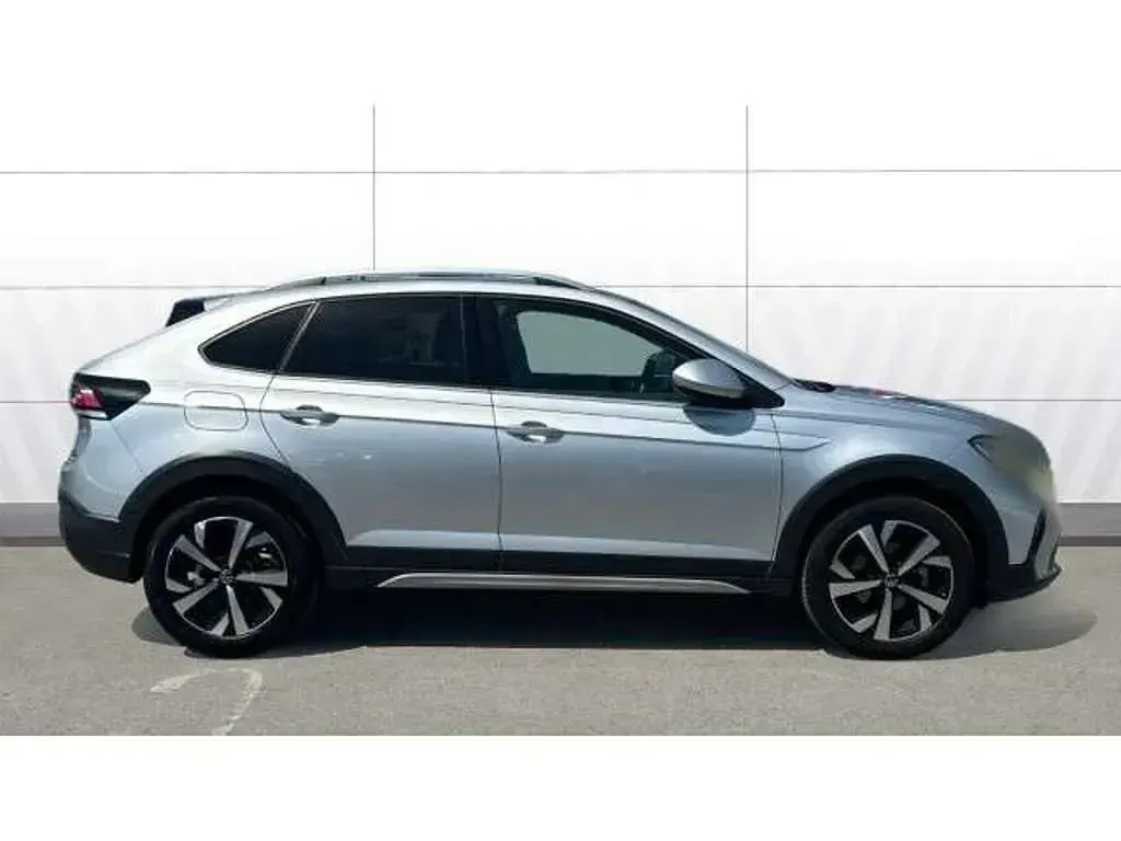 Used VW Taigo Style 110 HP (80 kW) 2023 Silver SUV