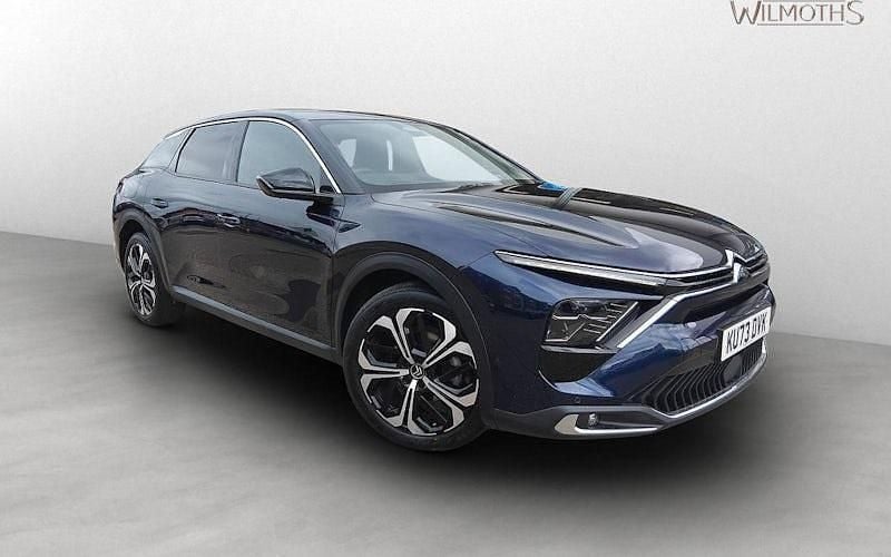 Used 2025 Citroën C5 X PureTech Estate | £18,995 (Fair price) - Image 1/4