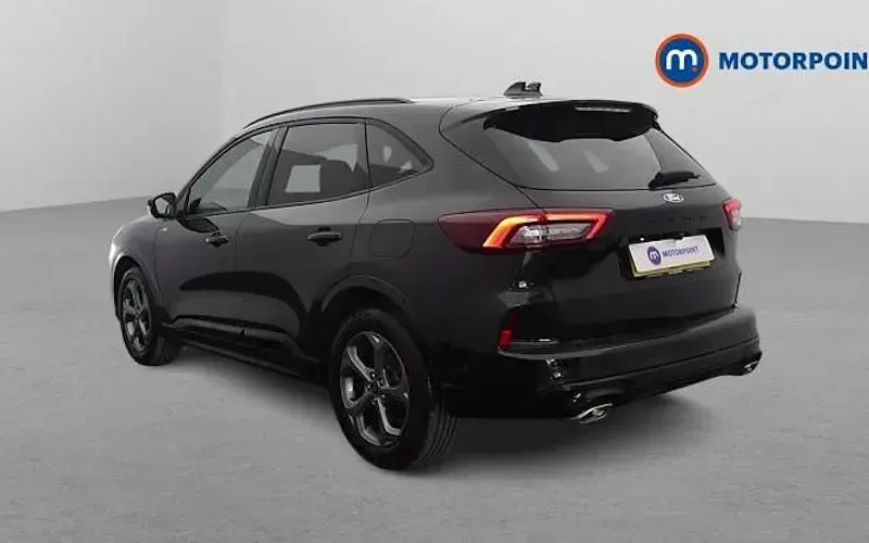 Käytetty Ford Kuga ST-Line 150 HP (110 kW) 2026 Katumaasturi