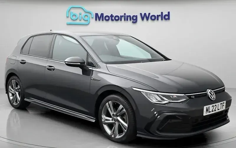 Used VW Golf VIII R-line 150 HP (110 kW) 2022 Hatchback