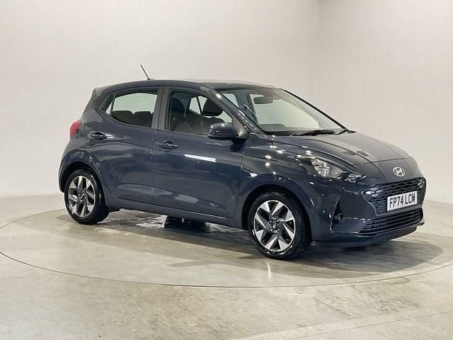 Used Hyundai i10 Advanced 67 HP (49 kW) 2024 Grey Hatchback