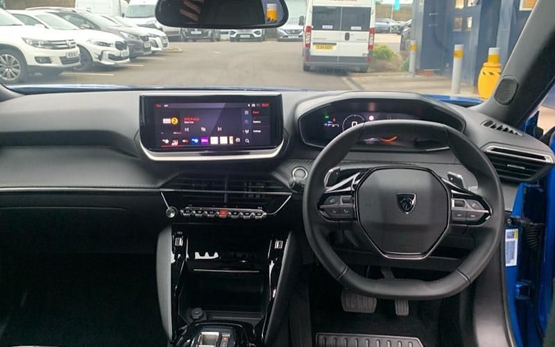 Used Peugeot 2008 Allure 131 HP (96 kW) 2023 Blue SUV