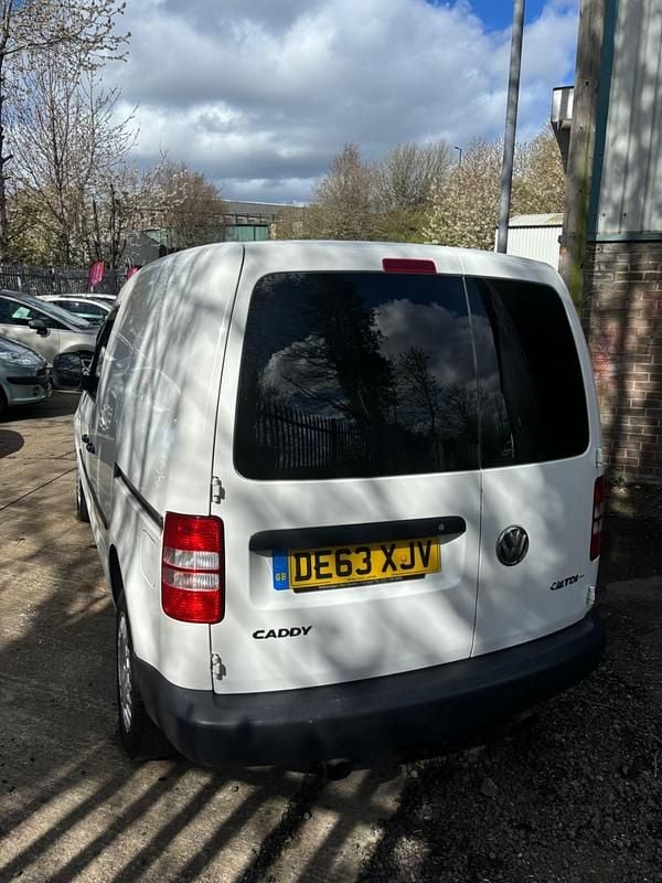 Used VW Caddy Startline 102 HP (75 kW) 2013 White MPV