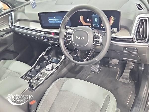 Used Kia Sorento 194 HP (142 kW) 2025 White SUV