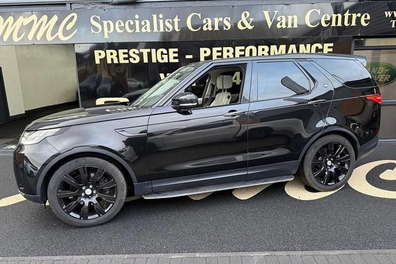 Used 2016 Land Rover Discovery 4 HSE Luxury SUV | £24,999 (Expensive) - Image 1/1