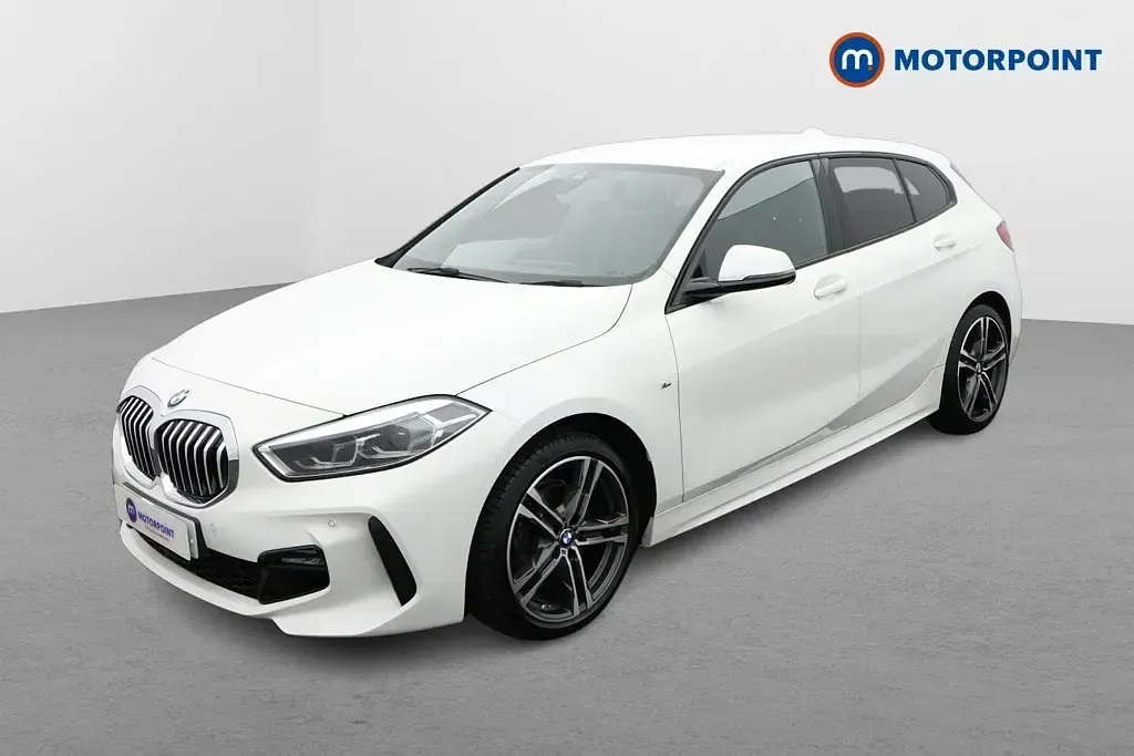 Used BMW 118 M Sport 136 HP (100 kW) 2021 White Hatchback