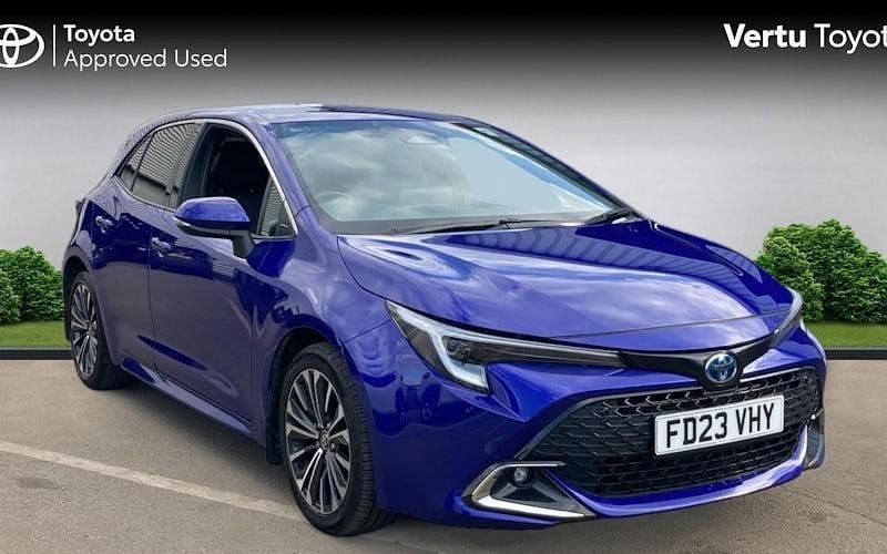 Used 2025 Toyota Corolla Design Hatchback | £20,162 (Good price) - Image 1/4