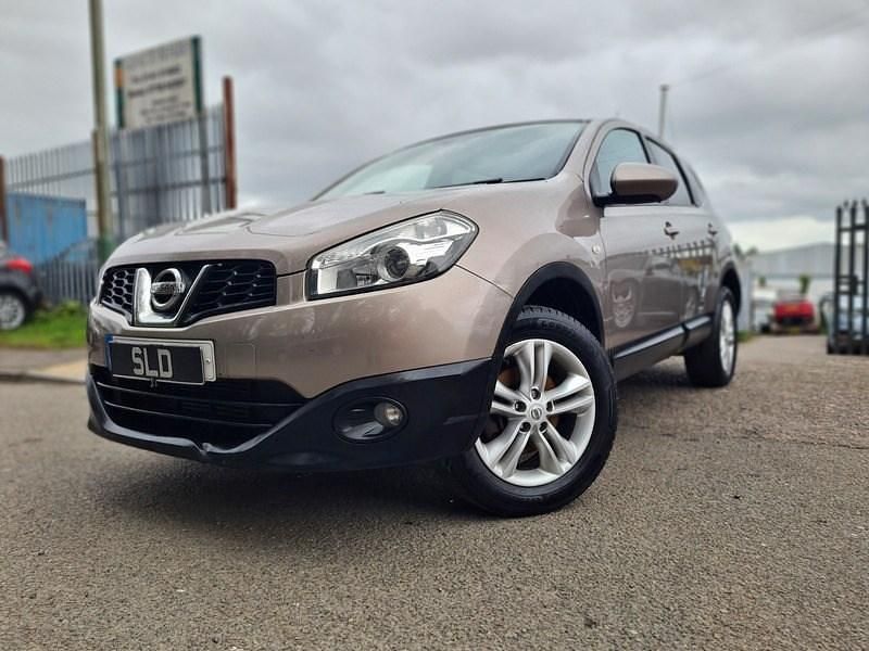 Used Nissan Qashqai Acenta+ 2011 Beige SUV