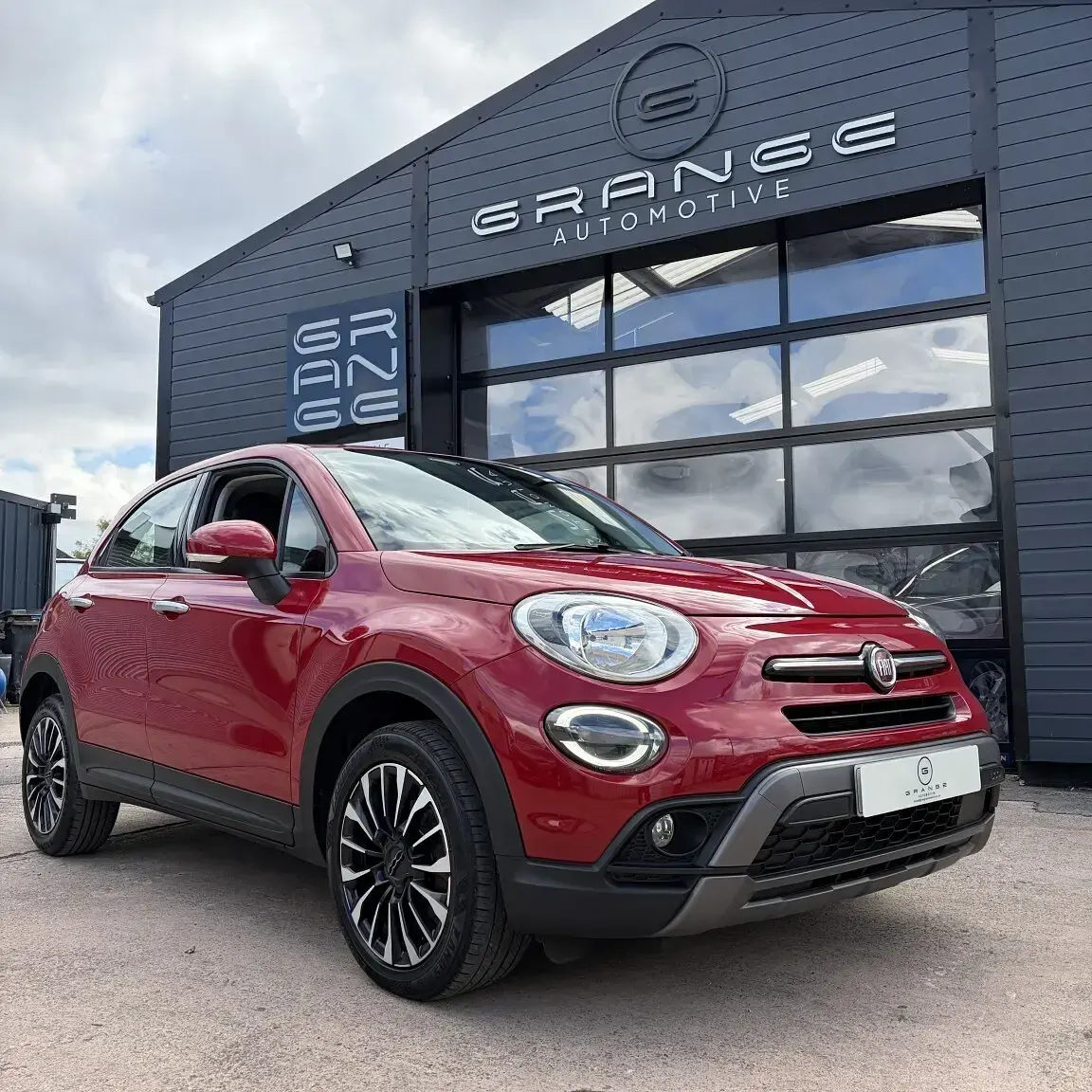 Used Fiat 500X Cross 120 HP (88 kW) 2019 Red SUV