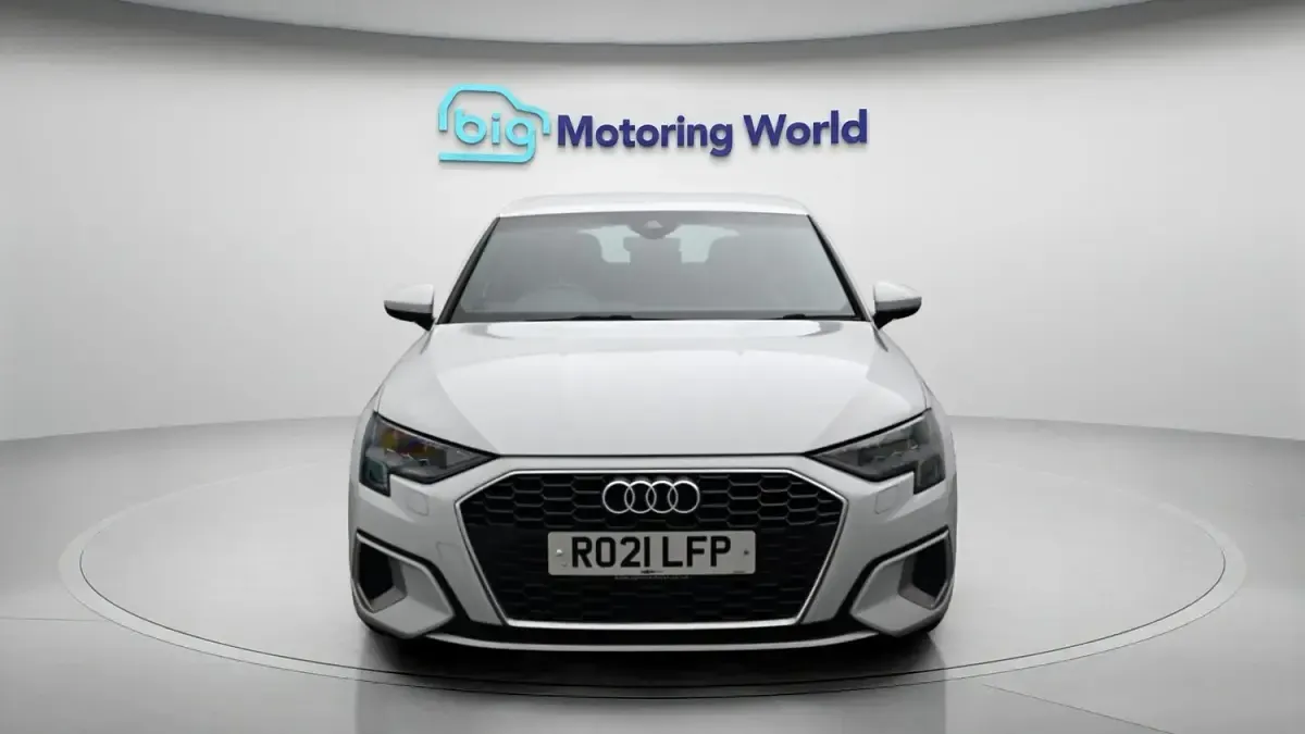 Used Audi A3 Sportback e-tron Sport 2021 White Hatchback