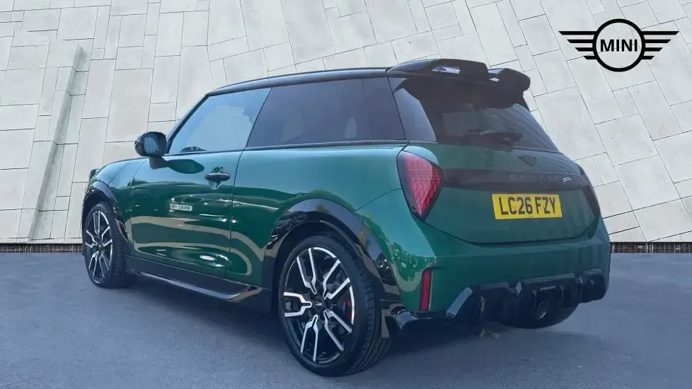 Used Mini John Cooper Works Hatch 228 HP (167 kW) 2026 Green Hatchback