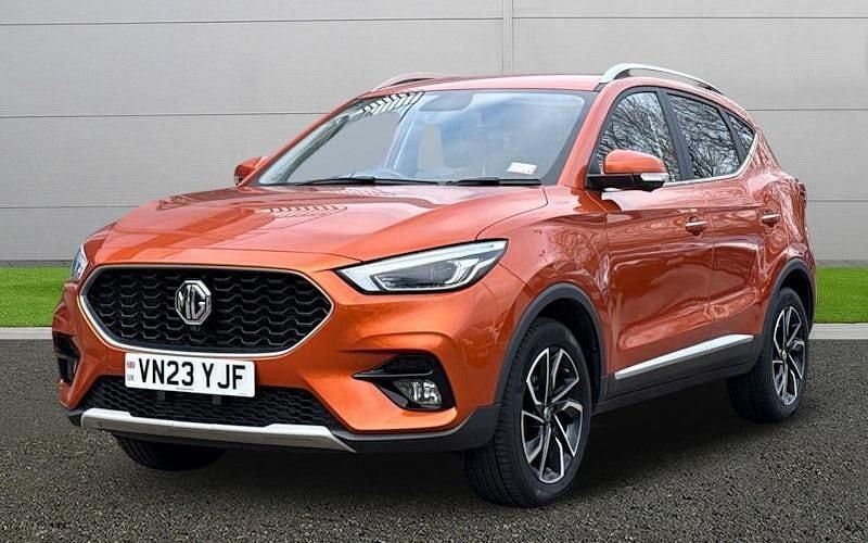 Used MG ZS Exclusive 111 HP (81 kW) 2023 Orange SUV