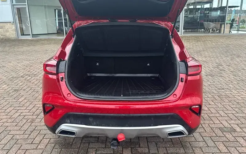 Second-hand Kia XCeed 160 CP (117 kW) 2022 Roșu SUV