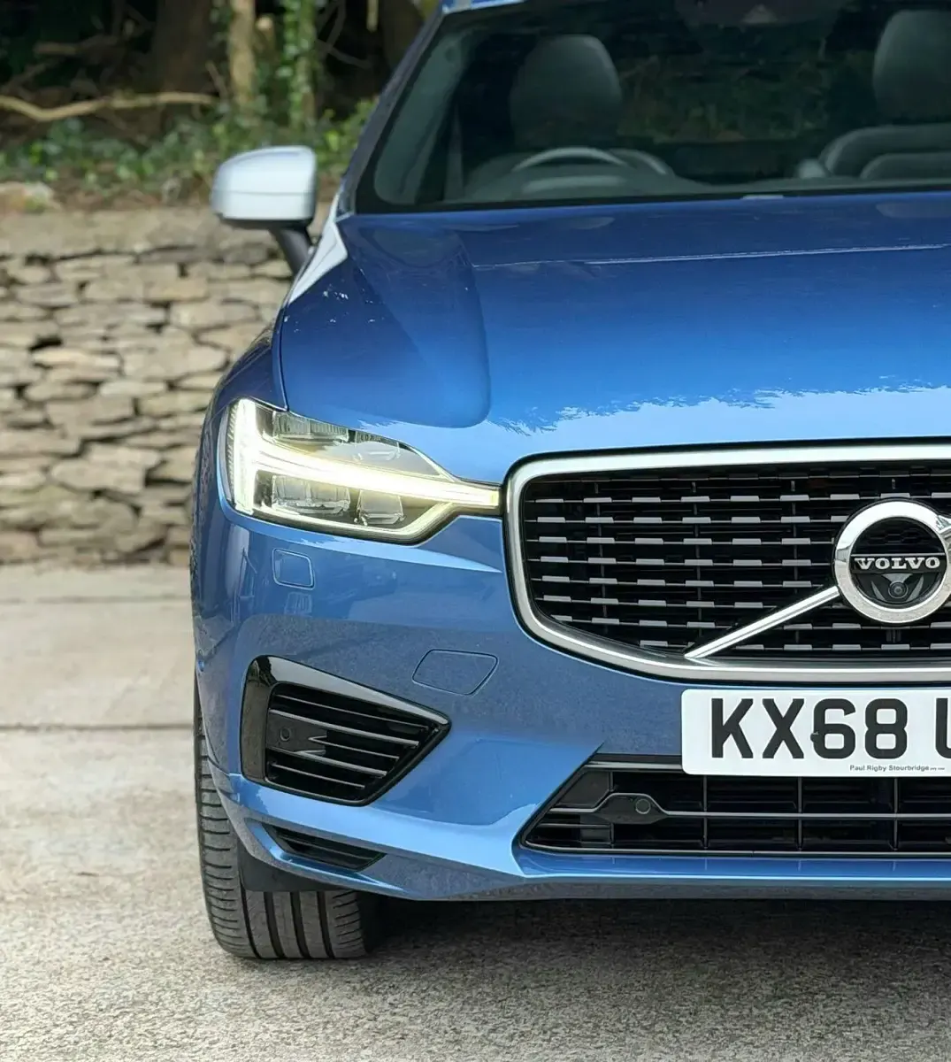 Used Volvo XC60 R-Design Pro 2018 Blue SUV