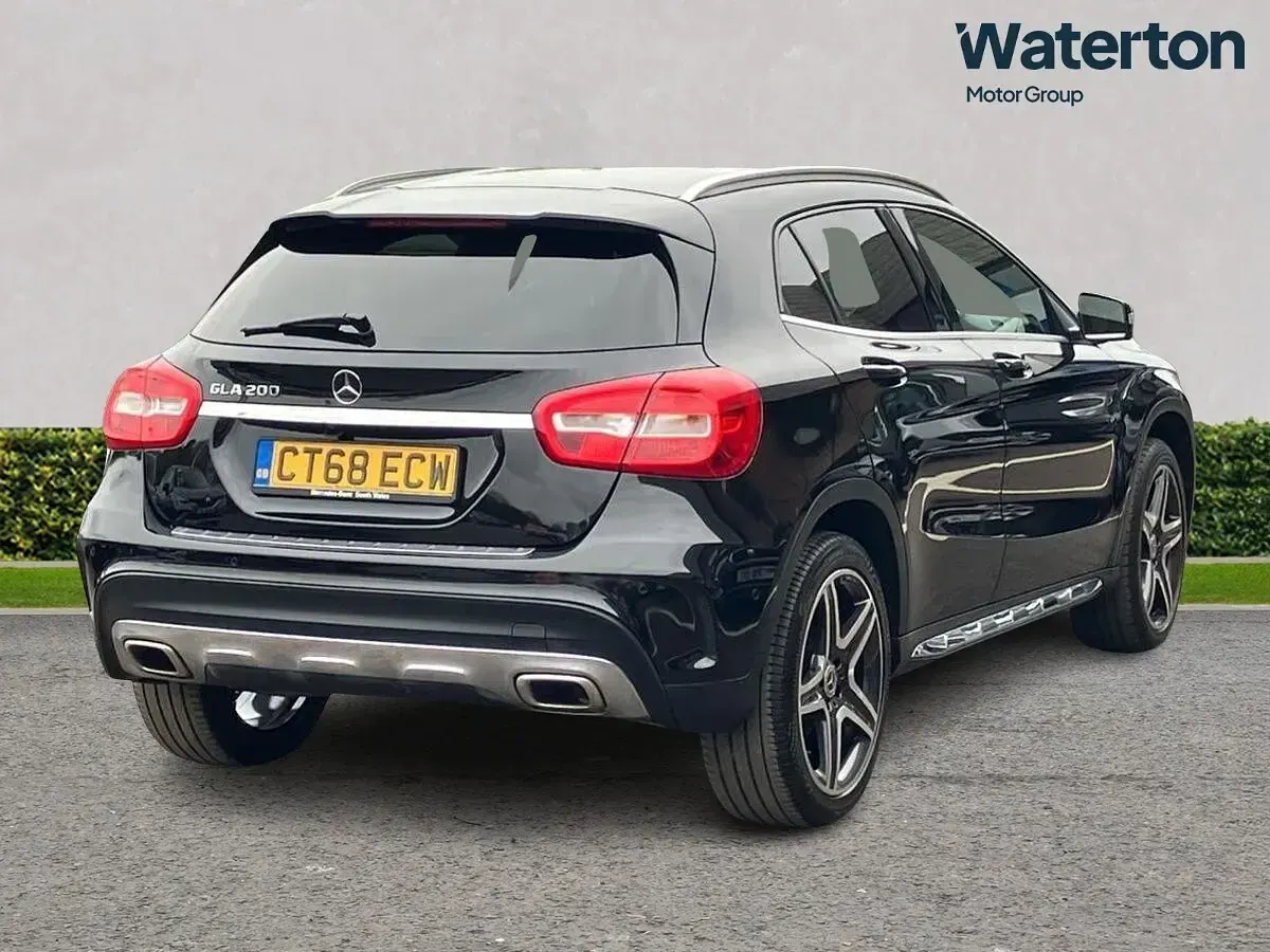 Used Mercedes GLA200 Executive 156 HP (114 kW) 2019 Black SUV