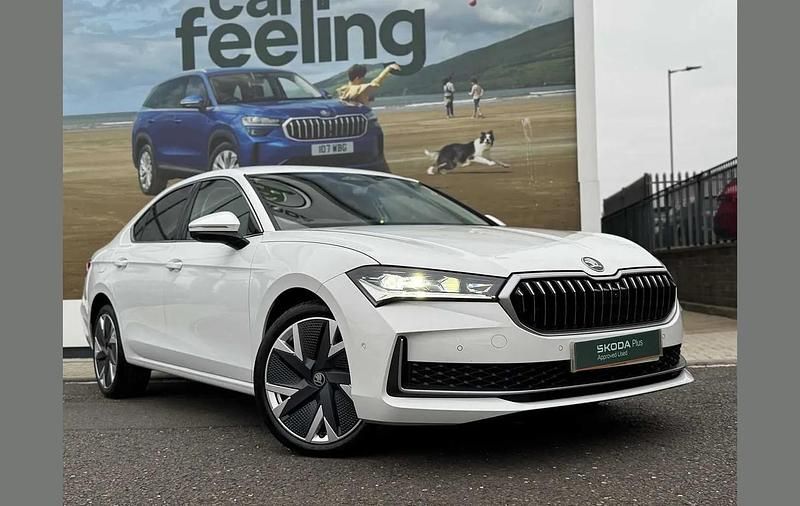 Used Skoda Superb SE L 150 HP (110 kW) 2025 Pure white Hatchback