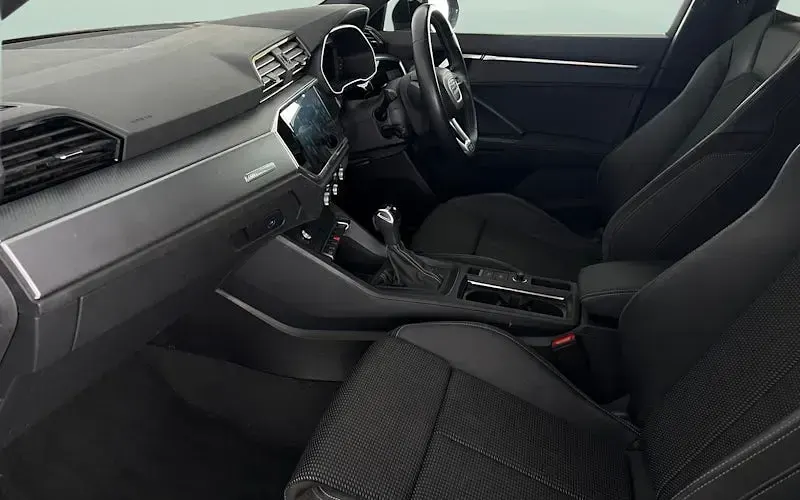 Used Audi Q3 S-Line 150 HP (110 kW) 2022 Black SUV