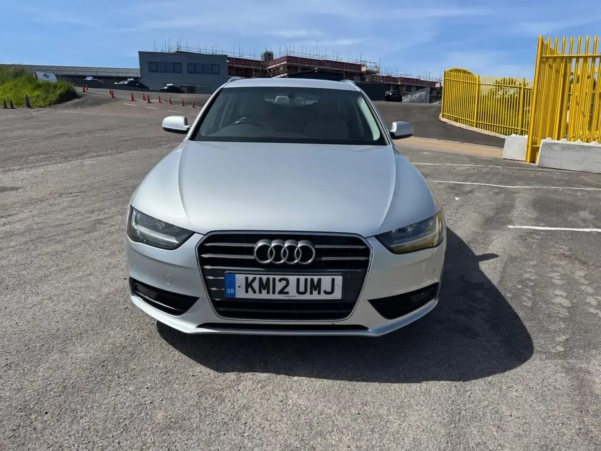Used Audi A4 Comfort 163 HP (119 kW) 2012 Silver Estate