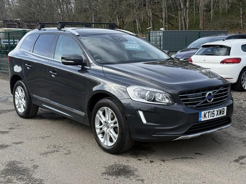 Usado Volvo XC60 SE Lux 220 HP (161 kW) 2015 Cinzento SUV