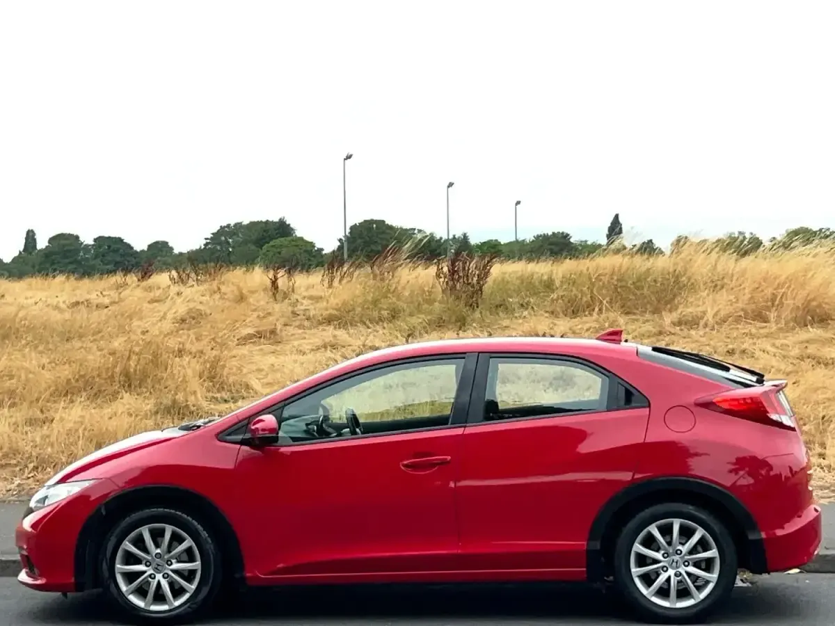 Used Honda Civic ES 2012 Red Hatchback