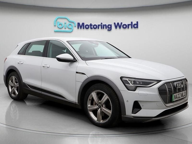 White Used 2022 Audi e-tron SUV | £20,600 (Super price) - Image 1/4
