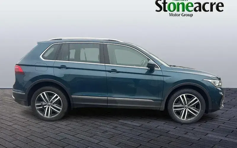 Used VW Tiguan Elegance 245 HP (180 kW) 2023 SUV