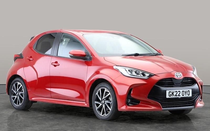 Used Toyota Yaris Hybrid Design 116 HP (85 kW) 2025 Hatchback