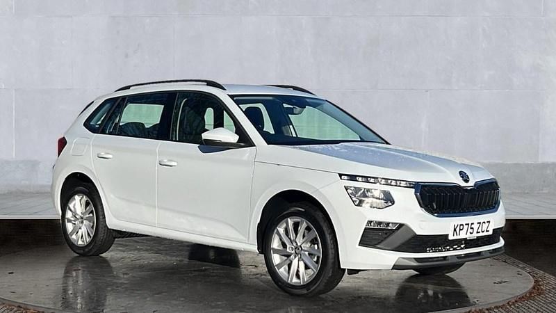 Used Skoda Kamiq SE 95 HP (69 kW) 2025 Moon white metallic SUV