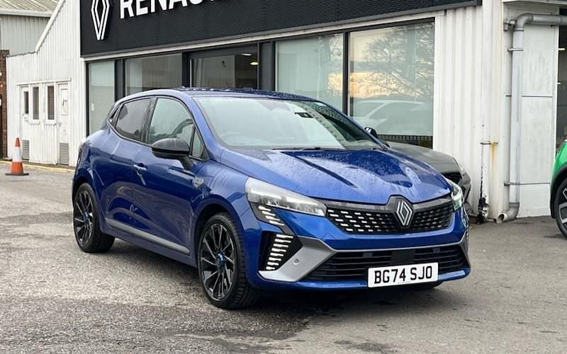 Red Used 2025 Renault Clio V Esprit Alpine Hatchback | £17,912 (Fair price) - Image 1/4