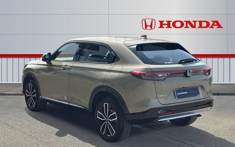Używany Honda HR-V Advance 131 KM (96 kW) 2024 Beżowy SUV