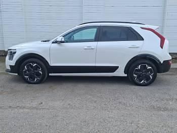 Used Kia e-Niro 147 kW (201 HP) 2025 White SUV