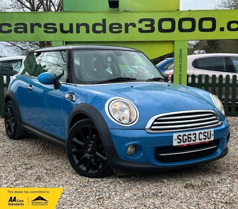 Blue Used 2013 Mini Cooper Hatch Hatchback | £3,850 (Fair price) - Image 1/4