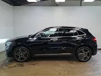 Used Mercedes GLA200 Executive 150 HP (110 kW) 2025 Black SUV